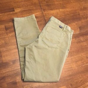 Women’s Patagonia pants! Great condition!